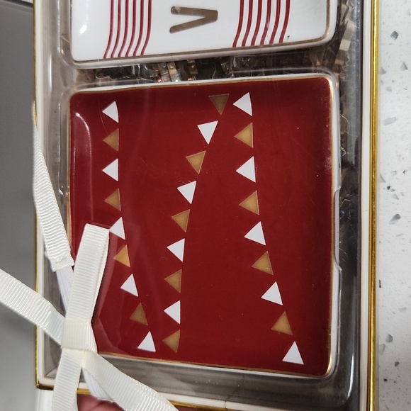 NWT Doghaus Ceramic "VOTE DOG" Catch-All Jewelry Trays 3- 4"x4" Each - Picture 3 of 9